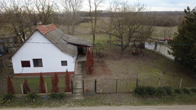 Eladó családi ház, Ágasegyházán 32 M Ft, 6 szobás