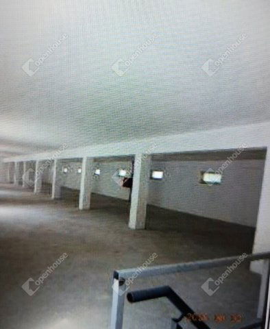 Eladó ipari ingatlan, Komáromban 598.5 M Ft / költözzbe.hu