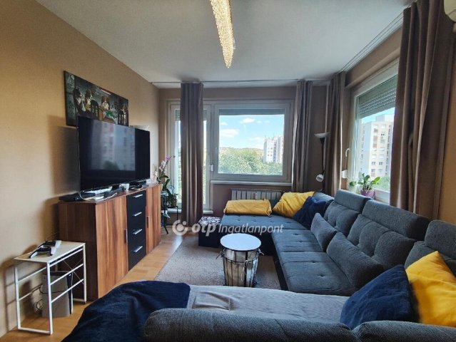 Eladó panellakás, Budapesten, XI. kerületben 76.9 M Ft