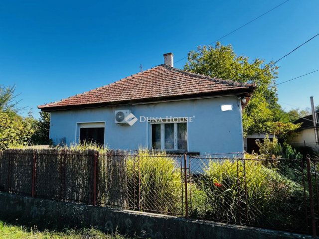 Eladó családi ház, Tápiószelén 25 M Ft, 3 szobás