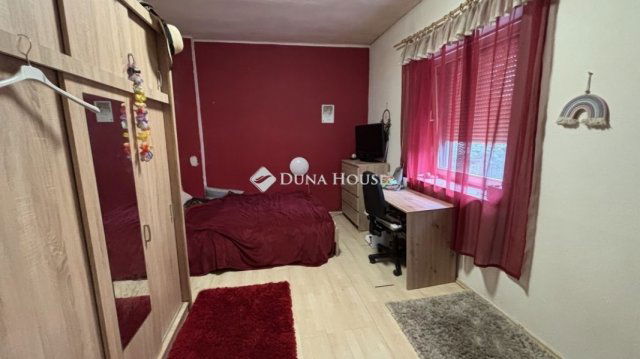 Eladó ikerház, Zircen 49 M Ft, 3 szobás / költözzbe.hu