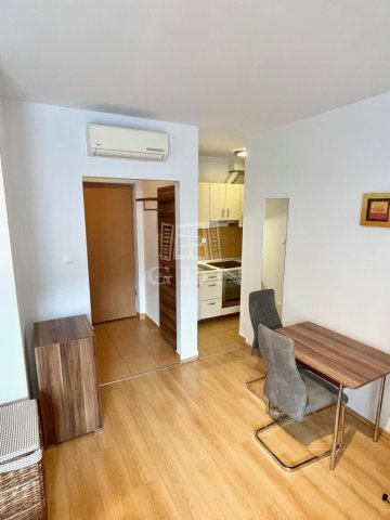 Eladó téglalakás, Budapesten, IX. kerületben 67.9 M Ft, 1 szobás