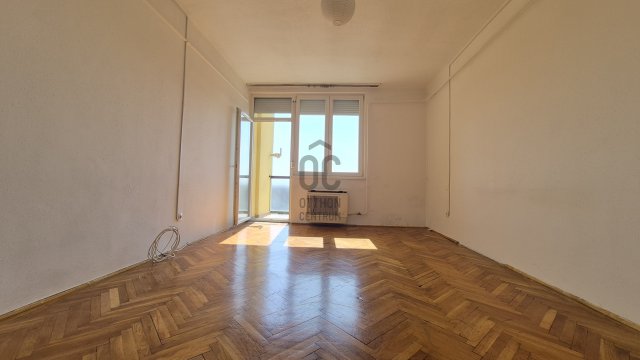 Eladó téglalakás, Szombathelyen 35 M Ft, 2 szobás