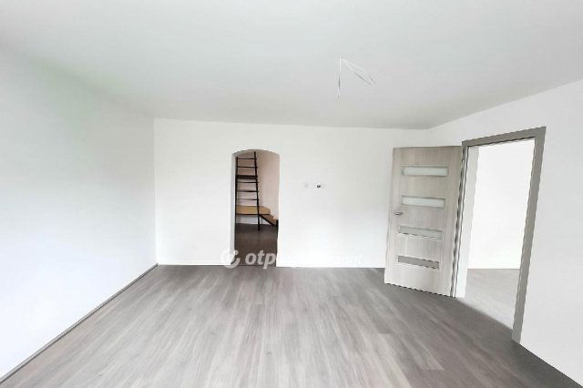 Eladó családi ház, Egerszóláton 61.9 M Ft, 4 szobás