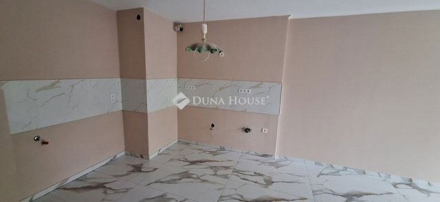 Eladó téglalakás, Budapesten, XIV. kerületben 110 M Ft, 3 szobás