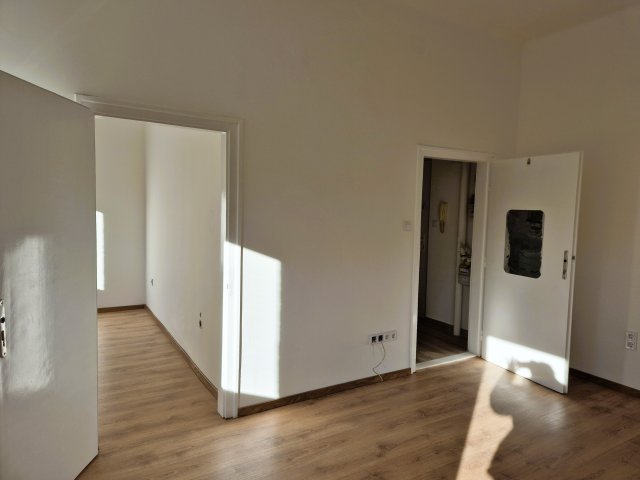 Eladó téglalakás, Budapesten, IX. kerületben 74.9 M Ft, 2 szobás