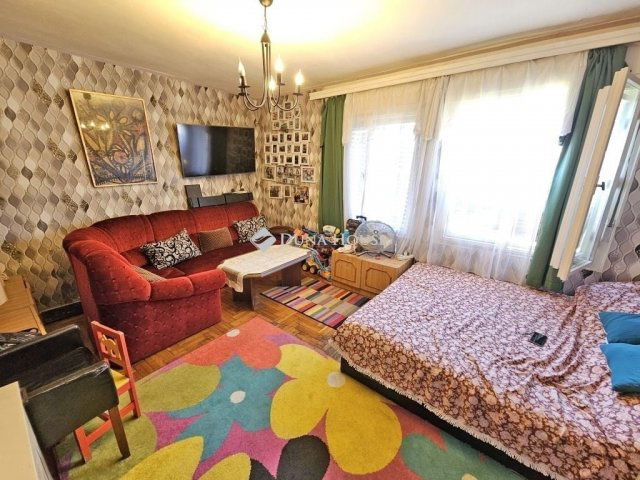 Eladó családi ház, Budapesten, XXI. kerületben 67 M Ft, 3 szobás