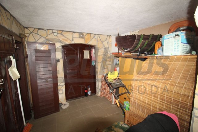 Eladó nyaraló, Celldömölkön 26 M Ft, 2 szobás