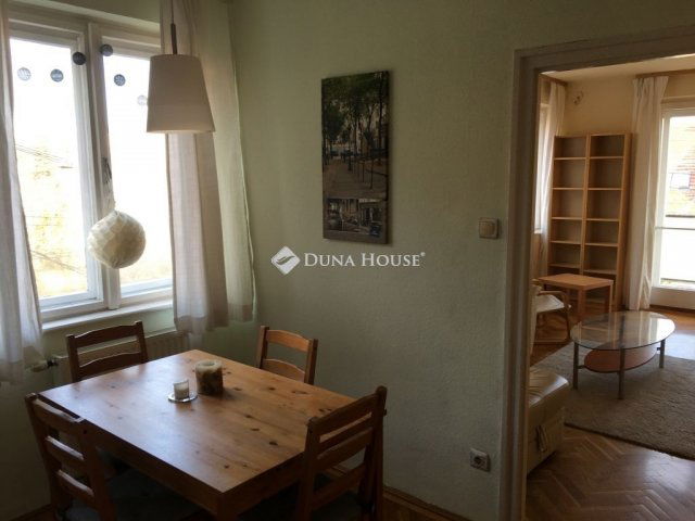 Eladó téglalakás, Budapesten, II. kerületben 99 M Ft, 2 szobás