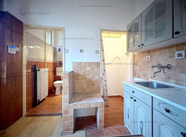 Eladó családi ház, Budapesten, III. kerületben 45 M Ft, 1 szobás