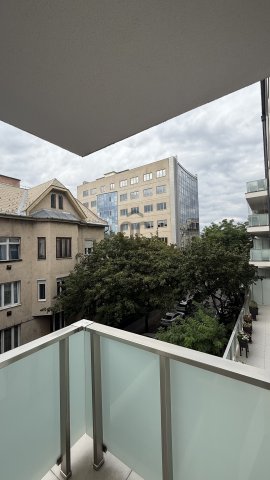 Eladó téglalakás, Budapesten, XIII. kerületben, Csata utcában