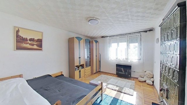 Eladó családi ház, Kertán 21 M Ft, 2 szobás