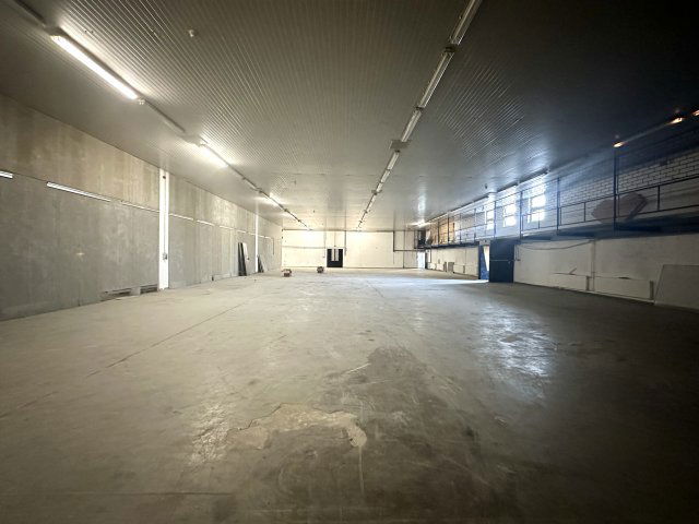 Kiadó ipari ingatlan, Budapesten, X. kerületben 869 E Ft / hó