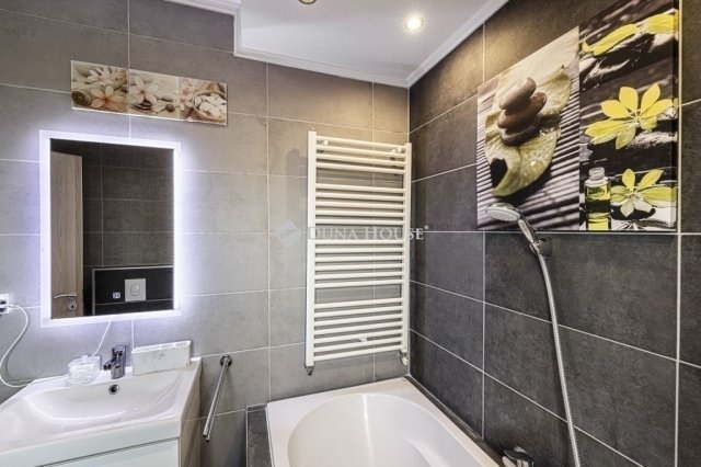 Eladó családi ház, Érden 165 M Ft, 4 szobás