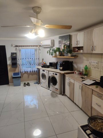 Eladó családi ház, Kecskeméten 27.99 M Ft, 2 szobás