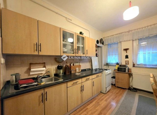 Eladó téglalakás, Gödöllőn 79.5 M Ft, 2 szobás