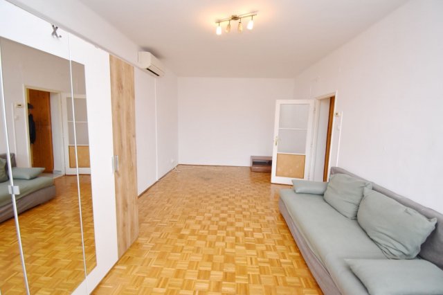 Kiadó téglalakás, albérlet, Debrecenben 230 E Ft / hó, 2 szobás