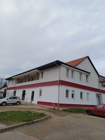 Eladó téglalakás, Aszódon 299 M Ft, 20+10 szobás