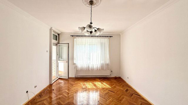 Kiadó téglalakás, albérlet, Debrecenben 200 E Ft / hó, 3 szobás