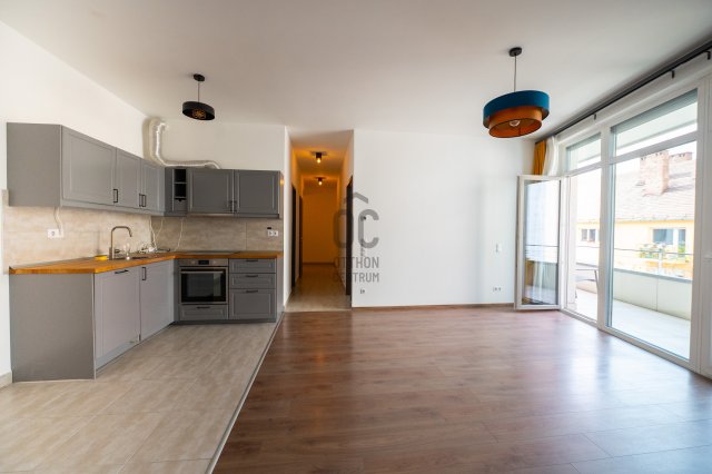 Kiadó téglalakás, albérlet, Budapesten, I. kerületben, 3 szobás
