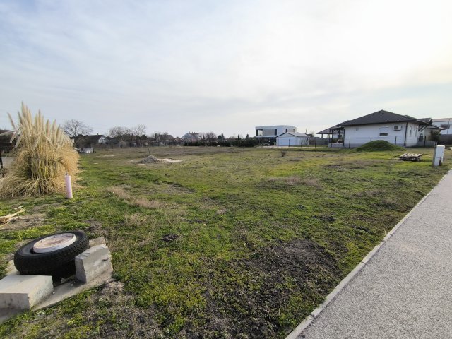 Eladó telek, Szegeden 135 M Ft / költözzbe.hu