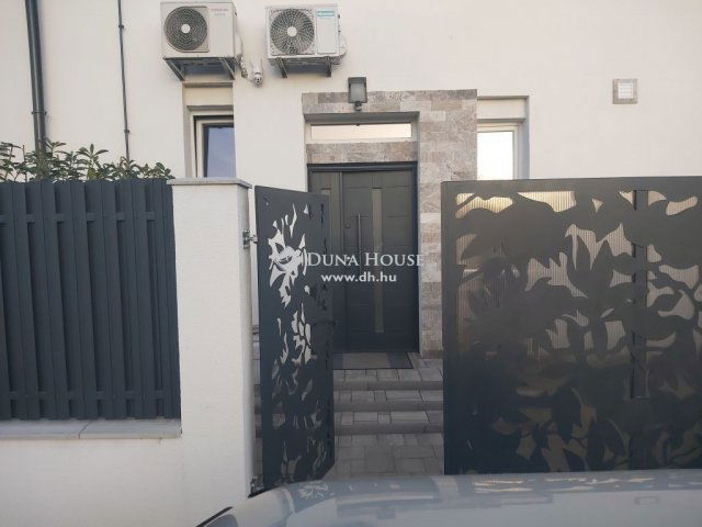 Eladó ikerház, Dunaharasztin 97 M Ft, 5 szobás