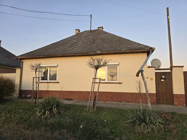 Eladó családi ház, Miskén 11.9 M Ft, 3+1 szobás