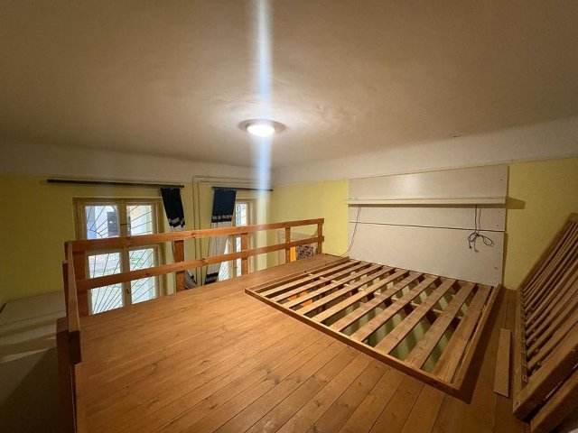 Eladó téglalakás, VI. kerületben, Vörösmarty utcában