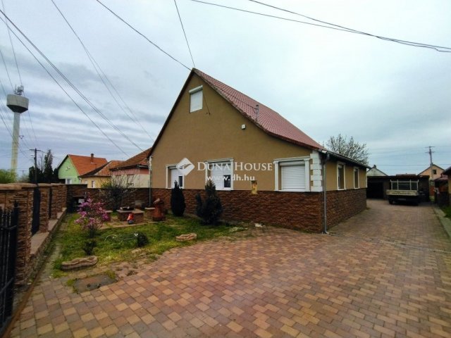 Eladó családi ház, Tarnaörsön 44.9 M Ft, 4 szobás