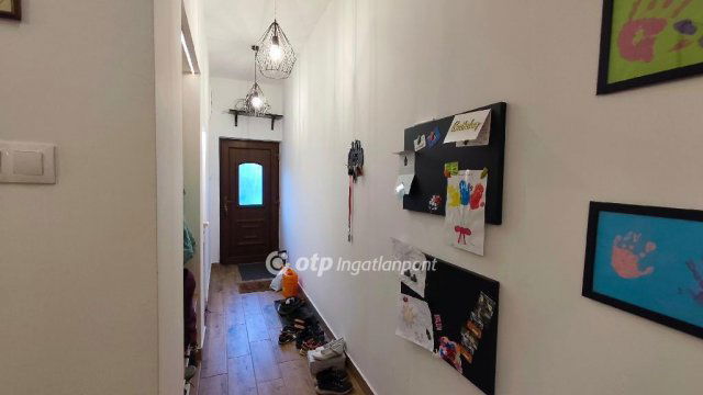 Eladó családi ház, Budaörsön 137 M Ft, 4 szobás