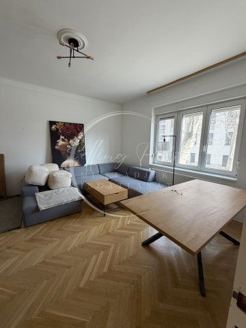 Eladó téglalakás, Pécsett 83.5 M Ft, 3 szobás