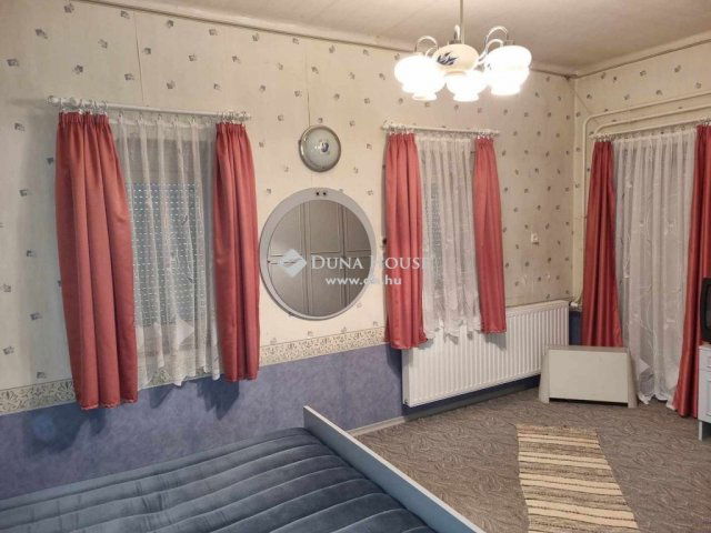 Eladó családi ház, Szentlőrincen 85 M Ft, 3 szobás
