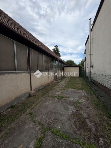 Eladó családi ház, Ecseren 78 M Ft, 3 szobás
