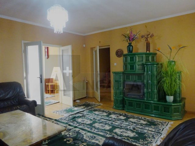 Eladó sorház, Szegeden 156 M Ft, 4 szobás / költözzbe.hu