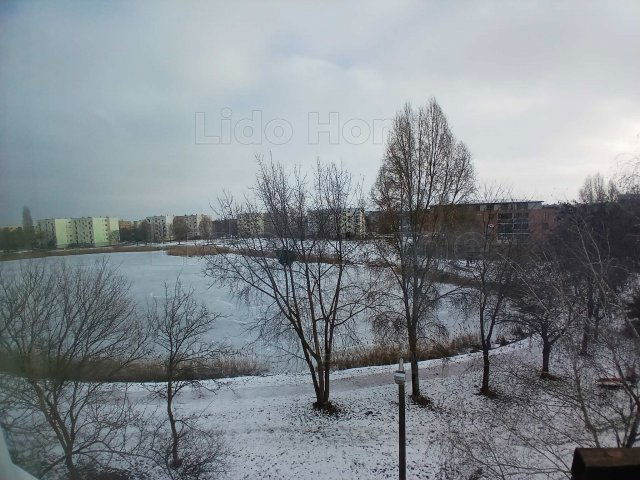 Eladó panellakás, Győrött 58.9 M Ft, 3 szobás