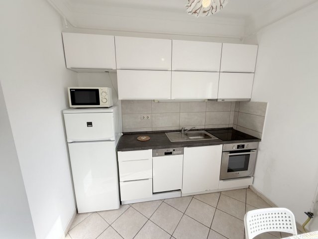 Kiadó téglalakás, albérlet, Debrecenben 220 E Ft / hó, 2 szobás