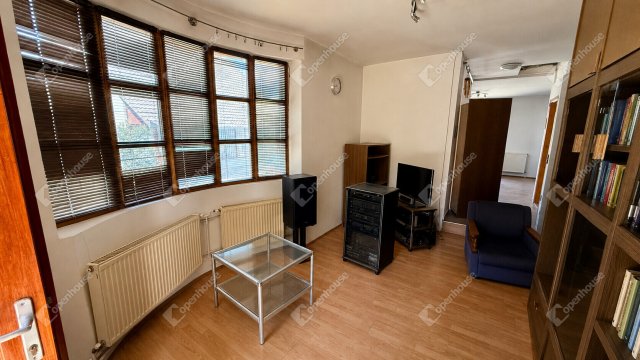 Eladó családi ház, Monoron 68 M Ft, 2 szobás