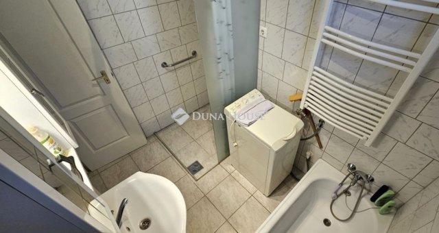 Eladó családi ház, Kecskeméten 79.99 M Ft, 2 szobás