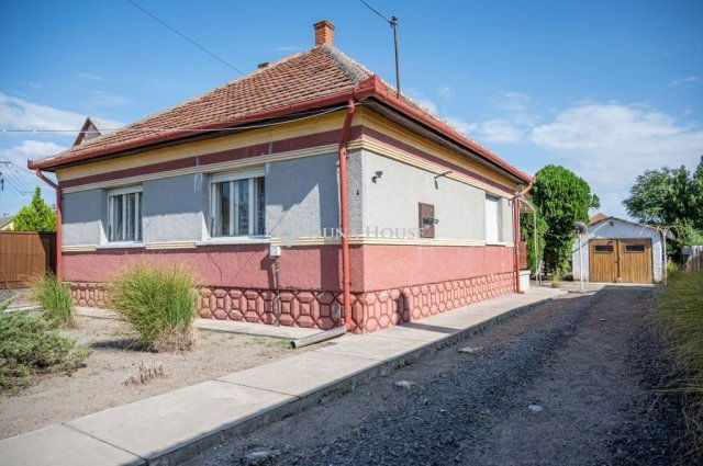 Eladó családi ház, Nagykátán 33.5 M Ft, 3 szobás