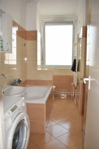 Kiadó téglalakás, albérlet, Debrecenben 210 E Ft / hó