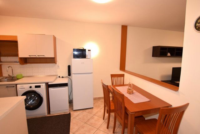 Kiadó téglalakás, albérlet, Debrecenben 260 E Ft / hó, 2 szobás