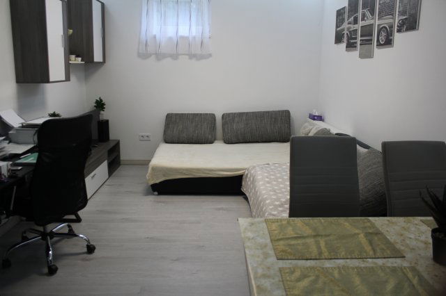 Eladó családi ház, Csornán 45 M Ft, 1 szobás