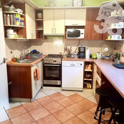 Eladó családi ház, Kecskeméten 89.99 M Ft, 5 szobás