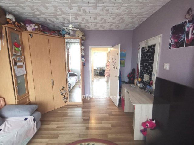 Eladó téglalakás, Budapesten, XX. kerületben 64.9 M Ft, 3 szobás