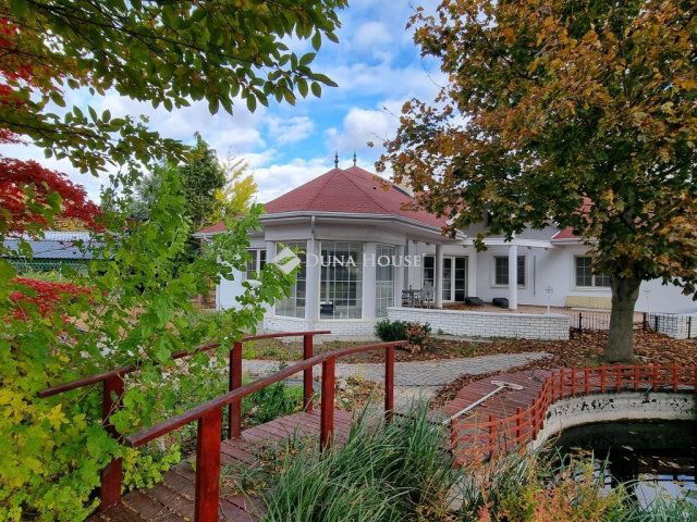 Eladó családi ház, Kápolnásnyéken 199 M Ft, 6 szobás