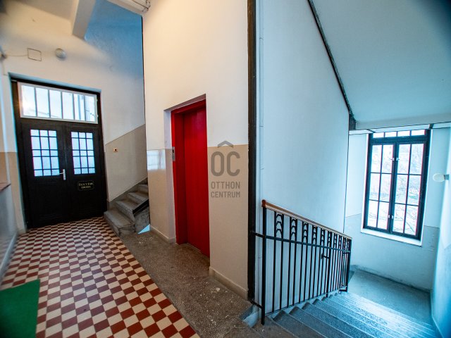 Eladó téglalakás, Kecskeméten, Rákóczi úton 74.9 M Ft