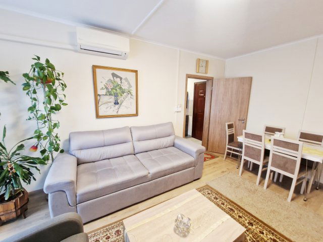 Eladó panellakás, Budapesten, XXI. kerületben, Ady Endre úton