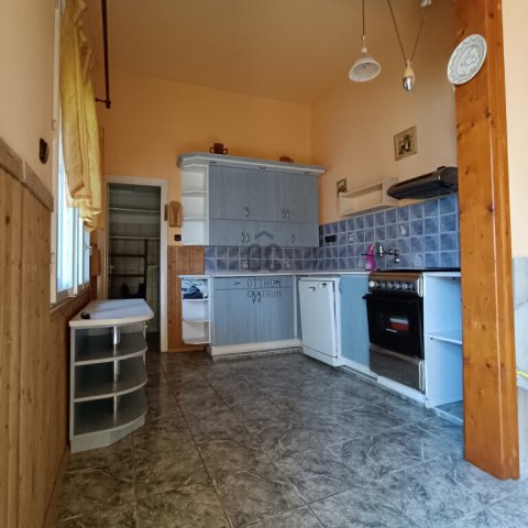 Eladó családi ház, Nagykanizsán 27.9 M Ft, 3 szobás