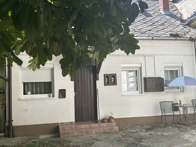 Eladó téglalakás, Nagykanizsán 20.8 M Ft, 1 szobás