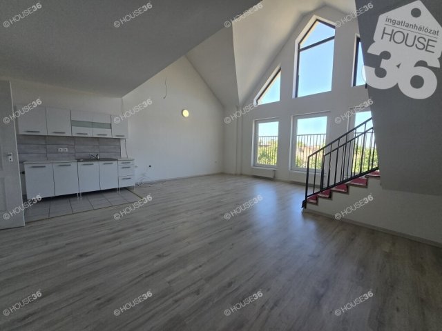 Eladó téglalakás, Nagykőrösön 77.99 M Ft, 2 szobás